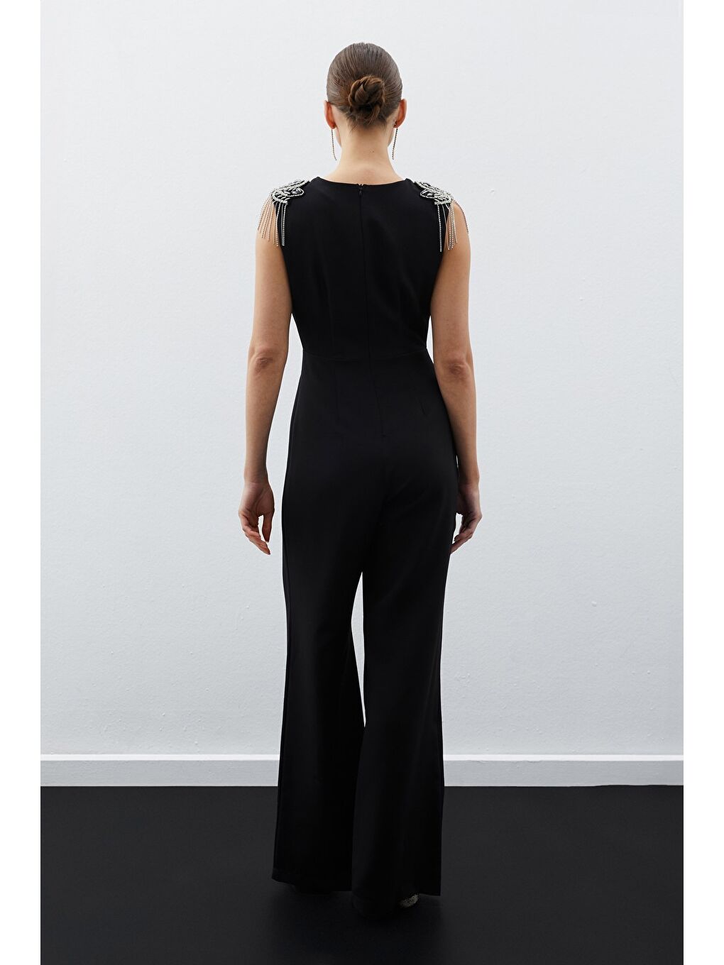 Aksesuar Detaylı Tulum - Siyah-6