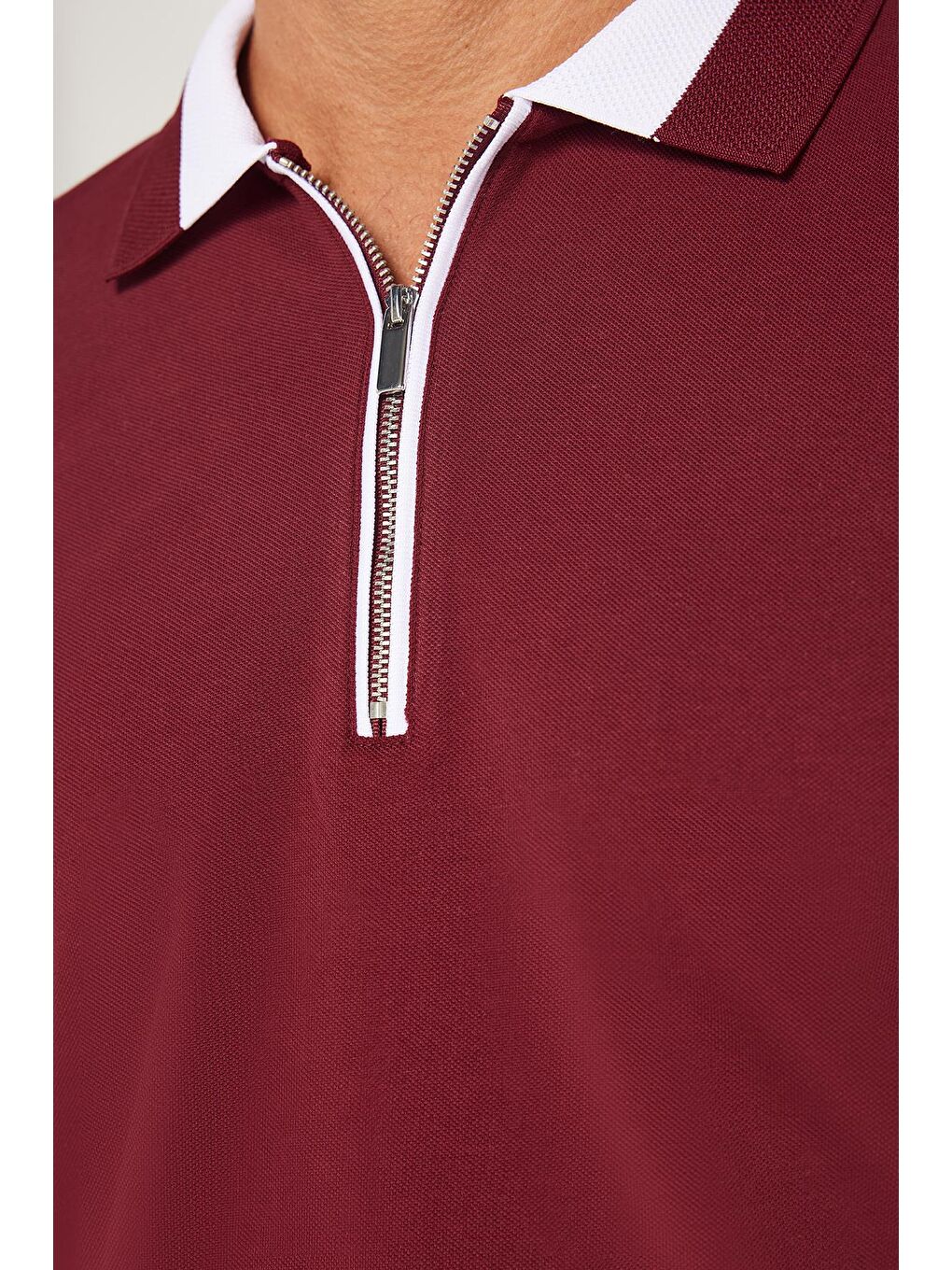 Erkek Slim Fit Dar Kesim %100 Pamuk Düz Pike Fermuarlı Bordo Polo Yaka Tişört-4