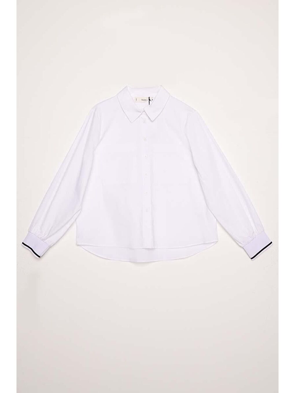 Beyaz Pamuklu Manşeti Ribanalı Cepli Gömlek-5