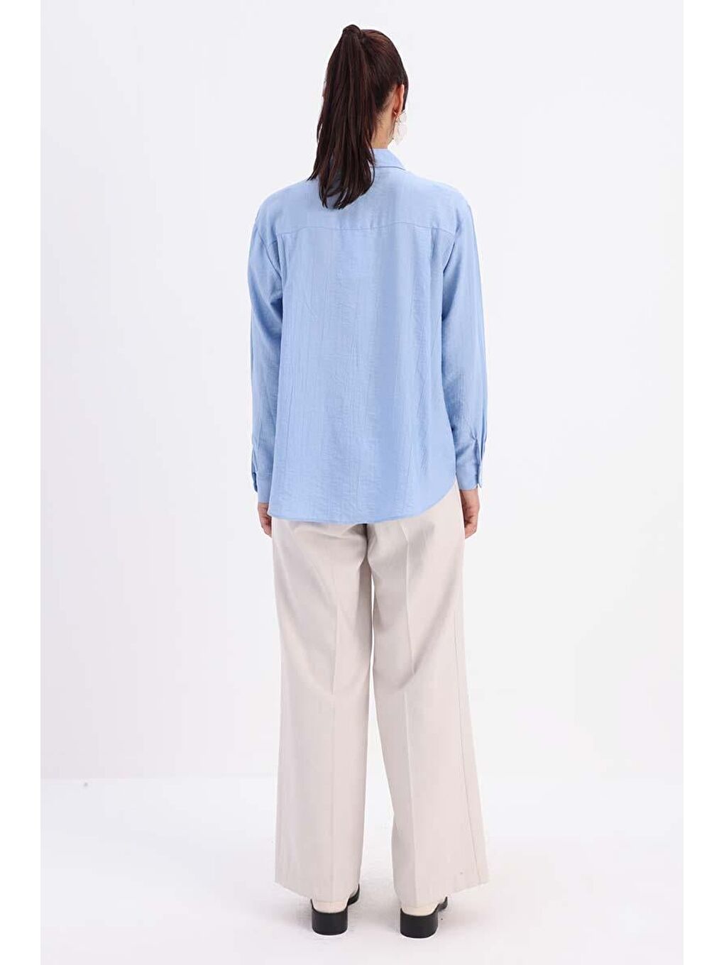 Mavi Manşet Detaylı Düğmeli Gömlek-3