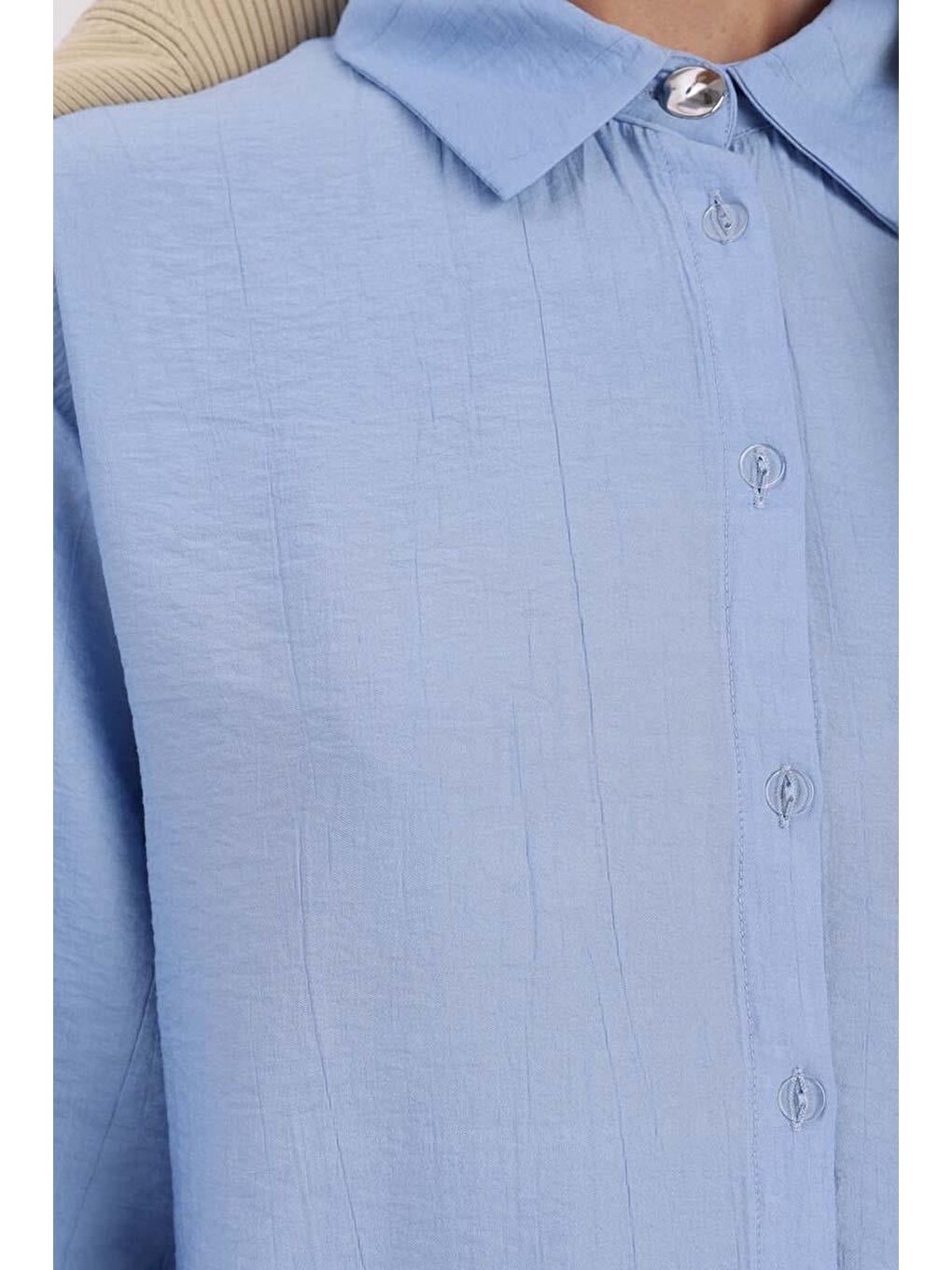 Mavi Manşet Detaylı Düğmeli Gömlek-4