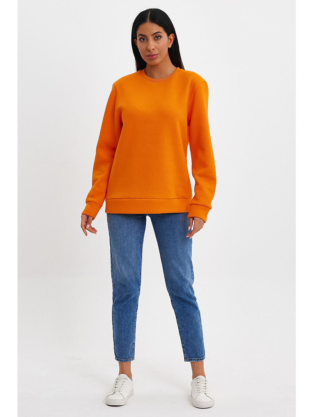 Turuncu Kadın Bisiklet Yaka Rahat Kalıp 3 iplik İçi Polarlı Kalın Sweatshirt SPR24SWK36