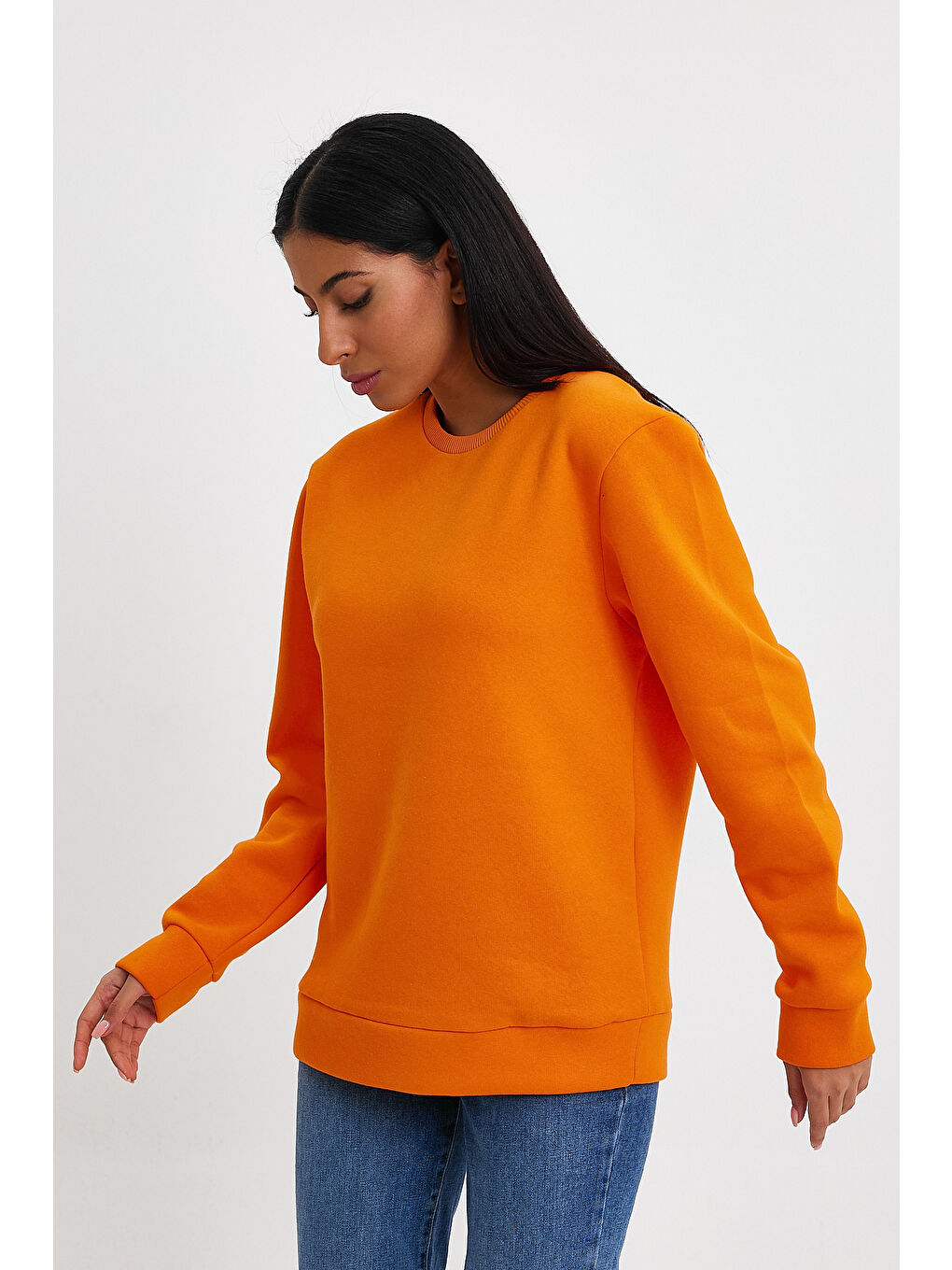 Turuncu Kadın Bisiklet Yaka Rahat Kalıp 3 iplik İçi Polarlı Kalın Sweatshirt SPR24SWK36-2