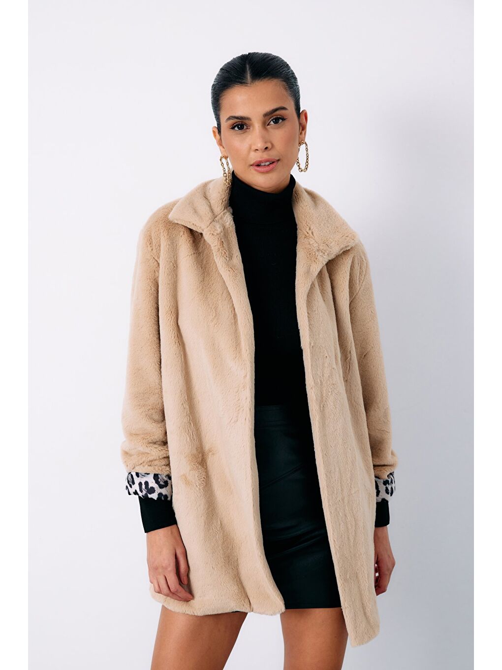 Leopar Astarlı Pelüş Kaban   Bej-2