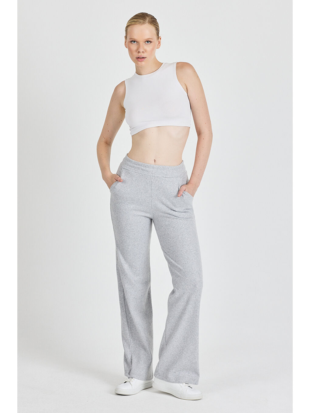 Kadın Gri Yüksek Bel Bol Paça Kaşkorse Fitilli Cepli Pantolon Eşofman Altı-1