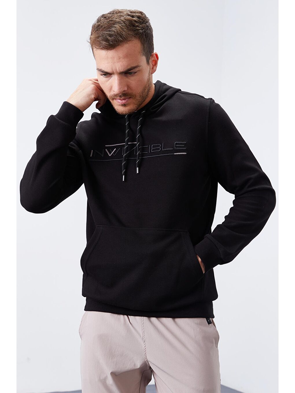 Siyah Kanguru Cep Standart Kalıp Kapüşonlu  Erkek Hoodie - 87883