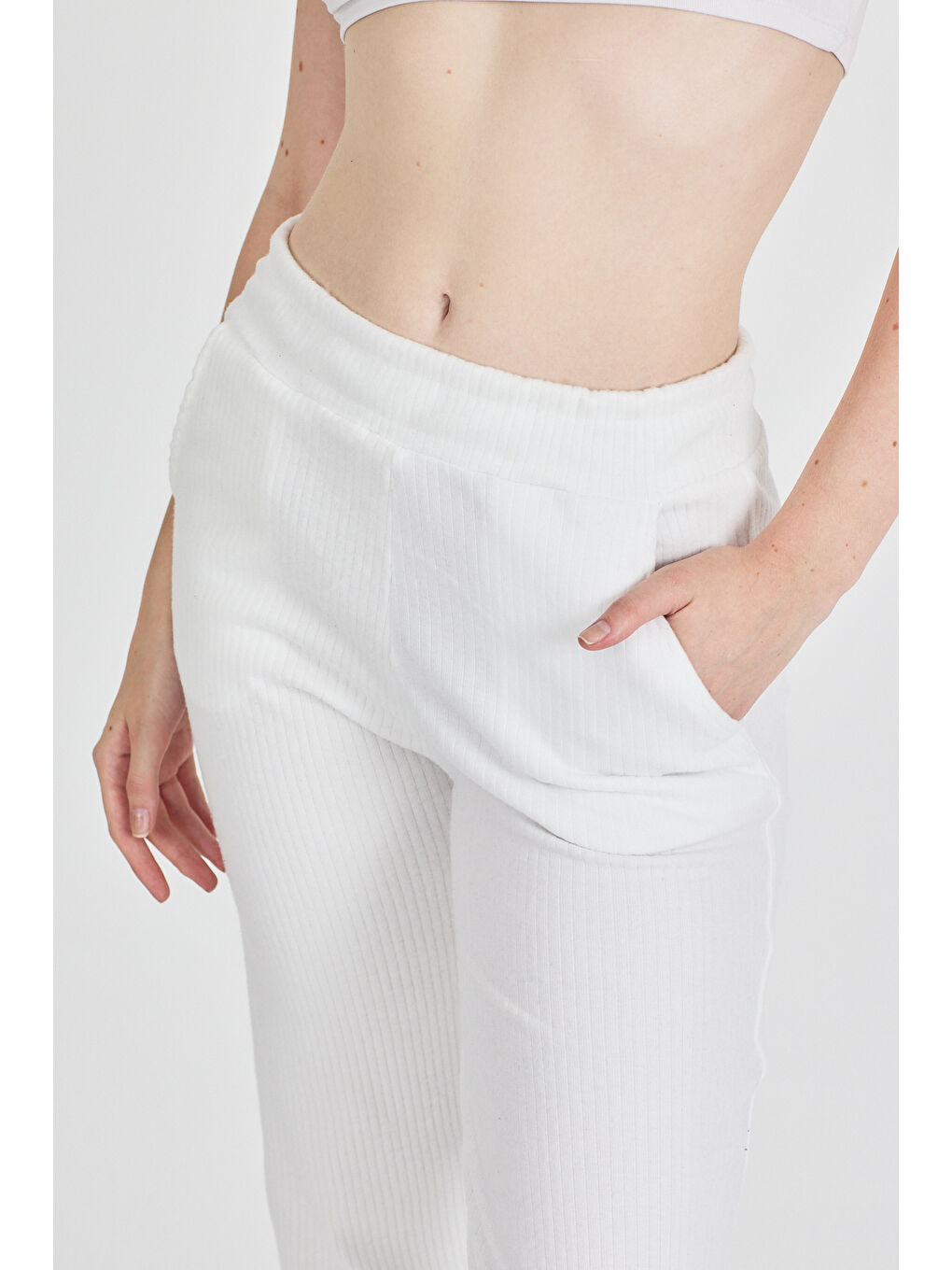 Kadın Ekru Yüksek Bel Bol Paça Kaşkorse Fitilli Cepli Pantolon Eşofman Altı-5