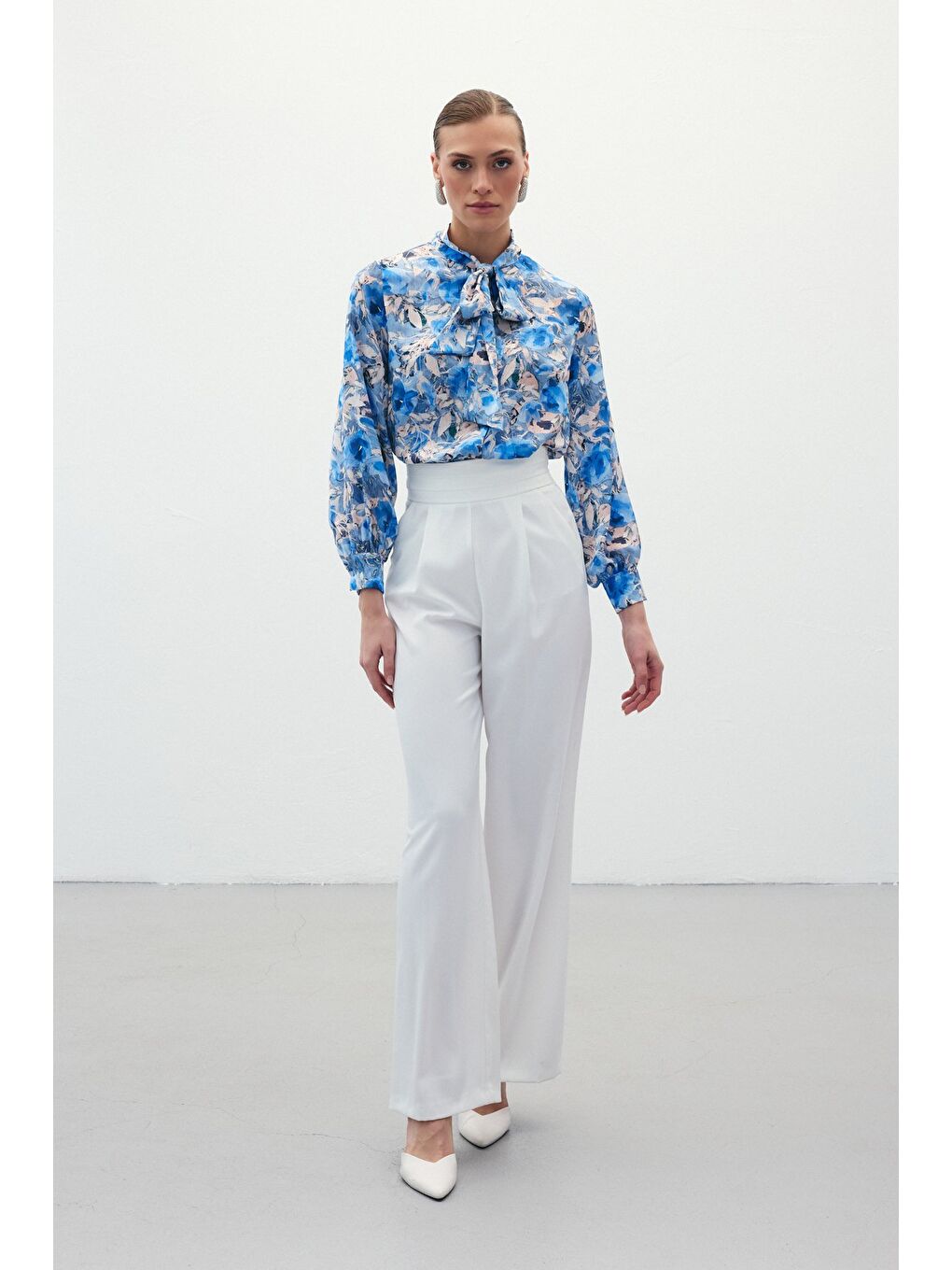 Desenli Fular Yaka Gömlek - Mavi-1