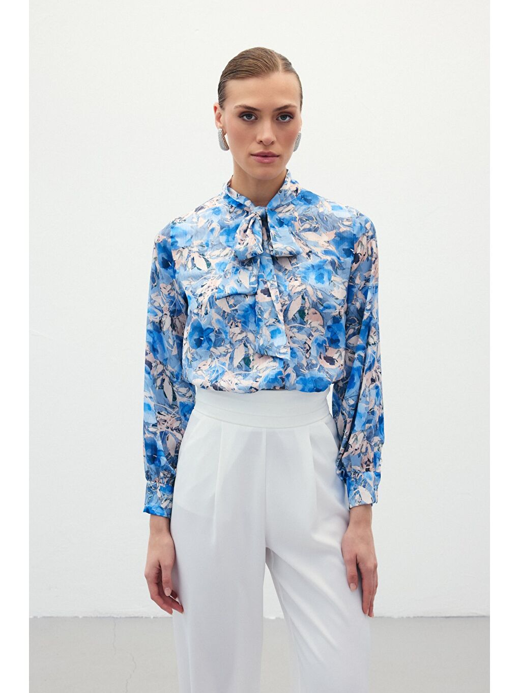 Desenli Fular Yaka Gömlek - Mavi-2