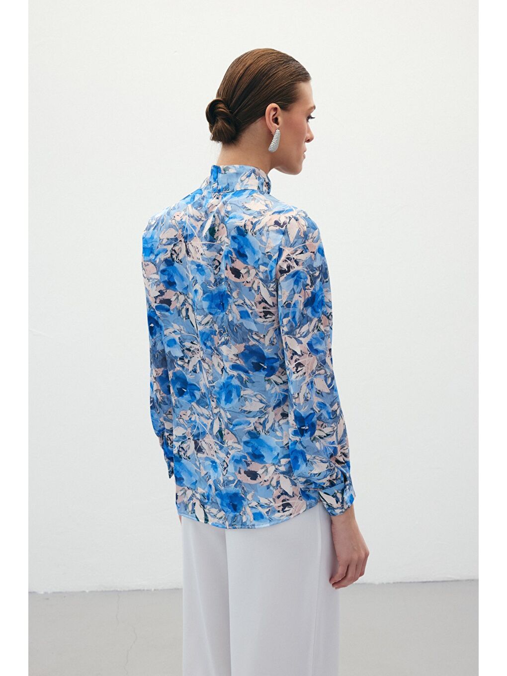Desenli Fular Yaka Gömlek - Mavi-5