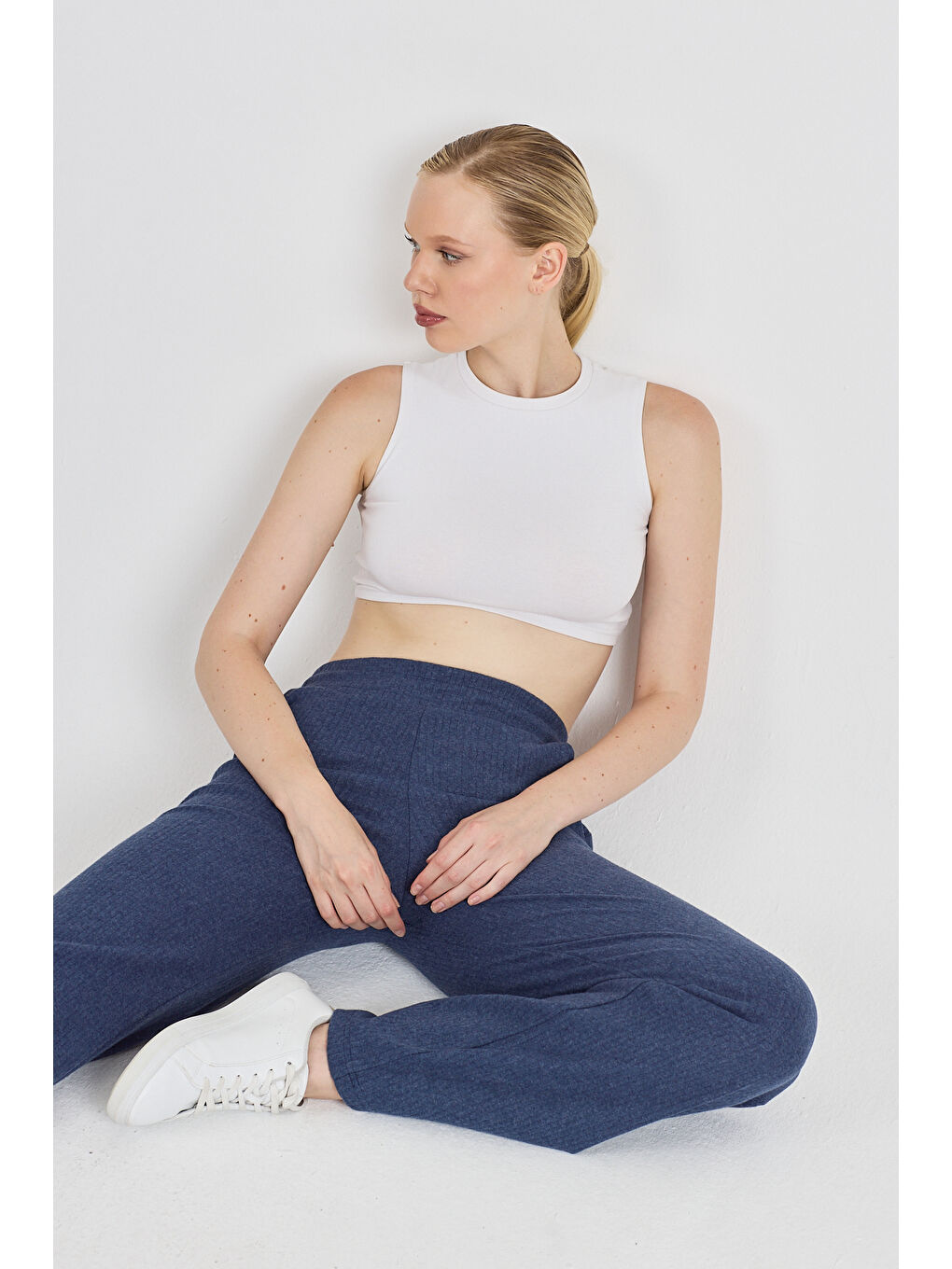 Kadın İndigo Yüksek Bel Bol Paça Kaşkorse Fitilli Cepli Pantolon Eşofman Altı-5