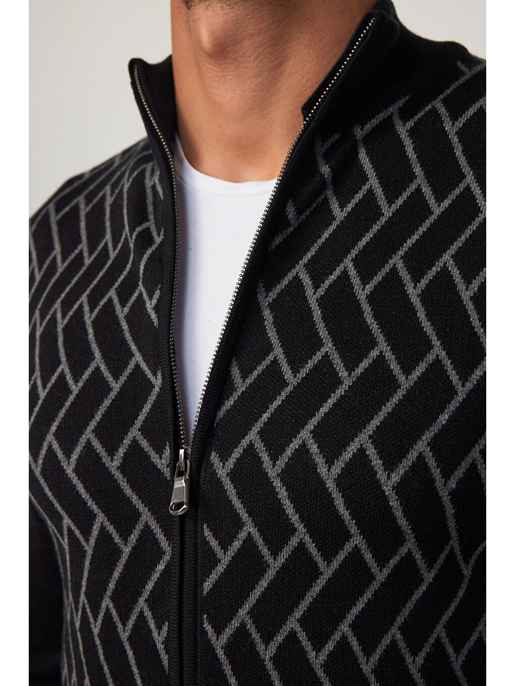 Karışık Erkek Slim Fit Dar Kesim Yarım Balıkçı Yaka Fermuarlı Önü Desenli Hırka-3