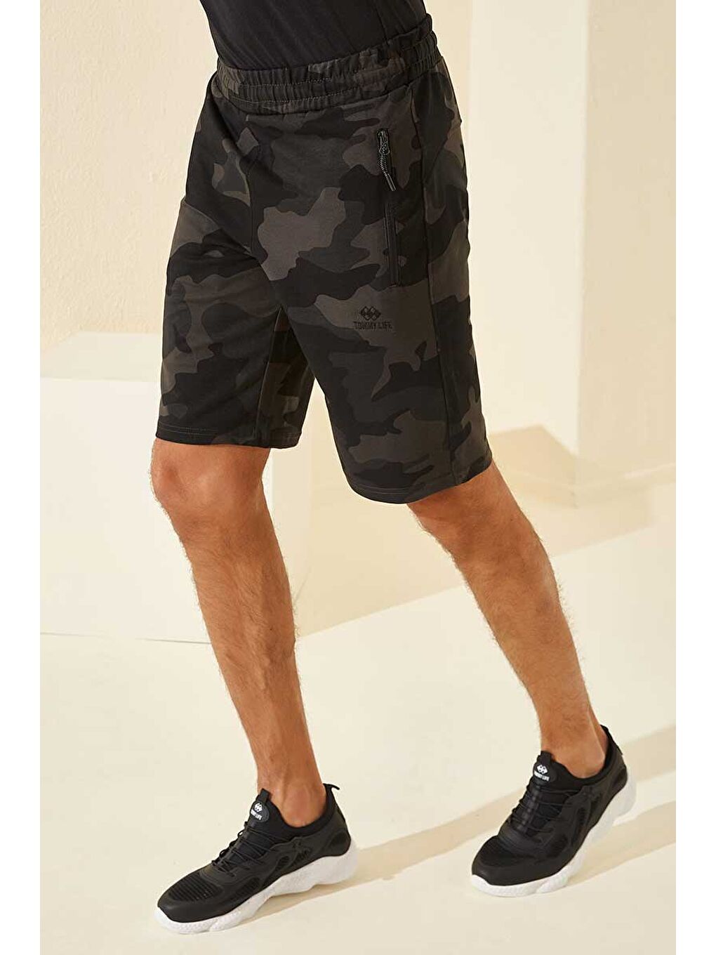Siyah Gölge Kamuflaj Desenli Standart Kalıp Erkek Şort - 81157-1