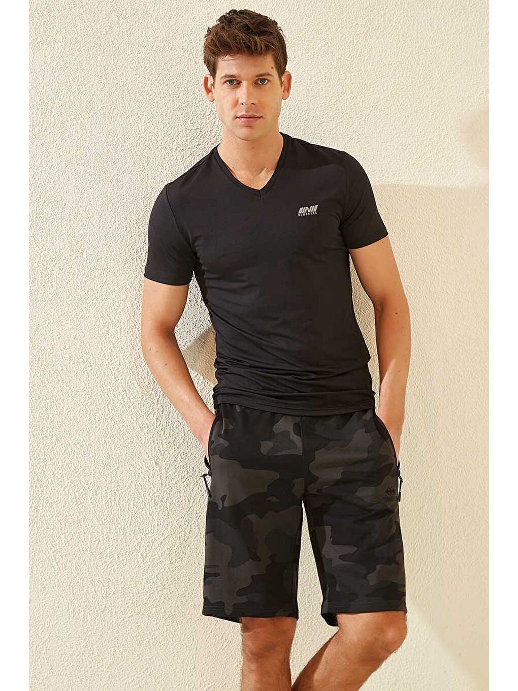 Siyah Gölge Kamuflaj Desenli Standart Kalıp Erkek Şort - 81157-3