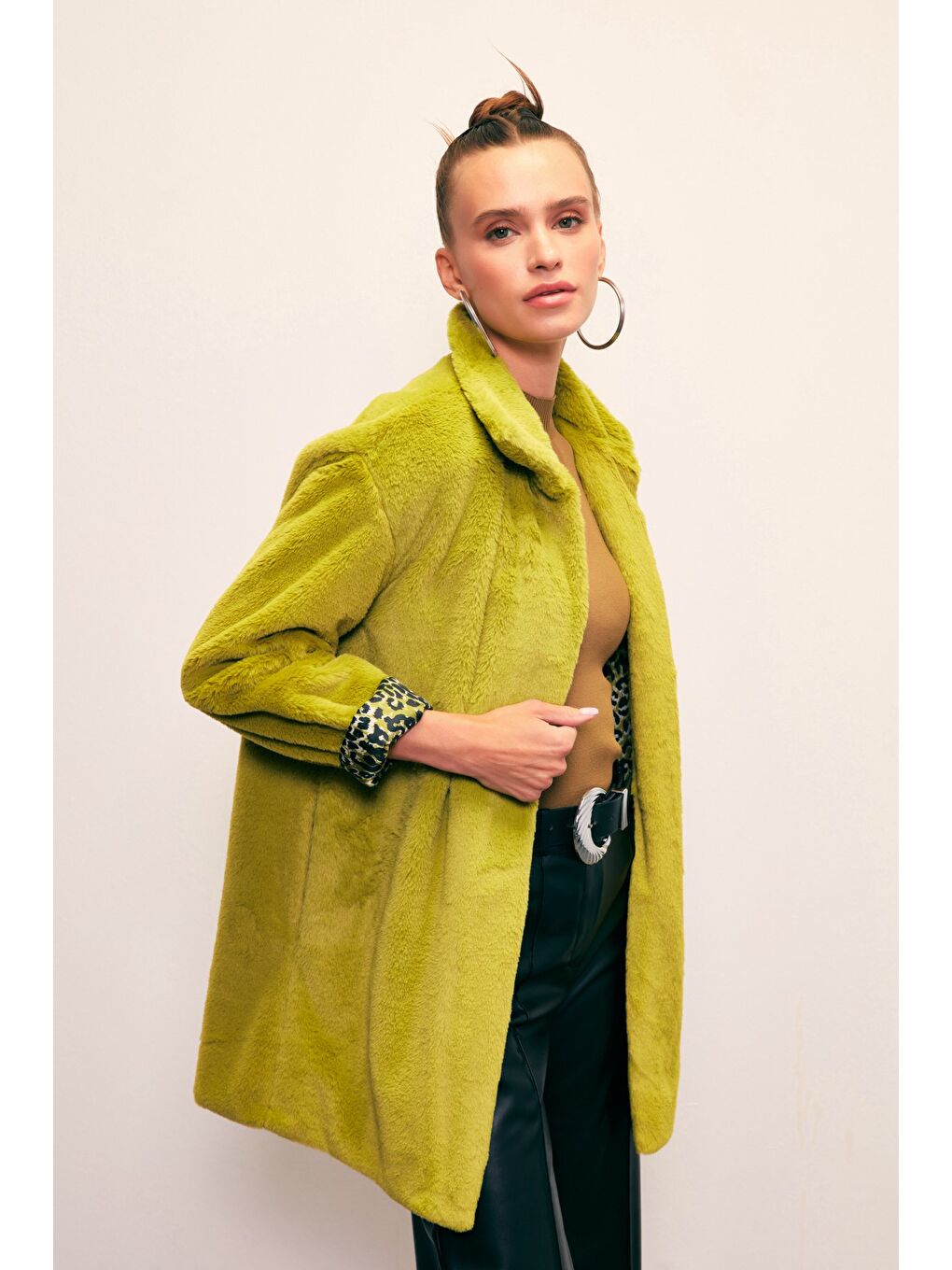 Leopar Astarlı Pelüş Kaban - Yağ Yeşili-1