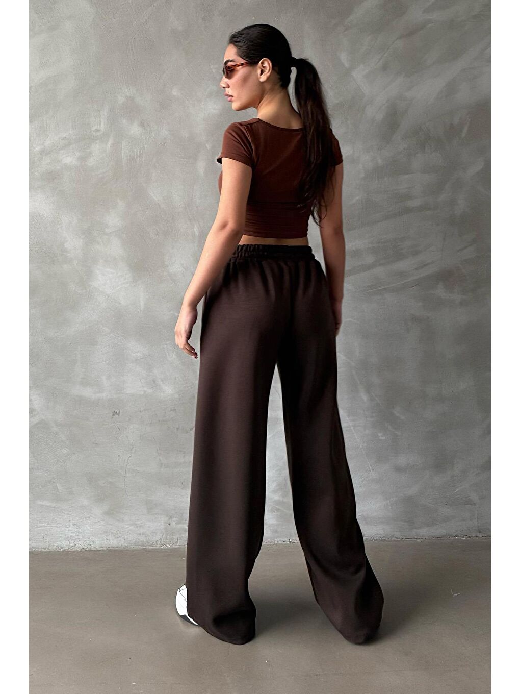 Kahverengi Kare Yaka Kadın Tişört Mg2294-4