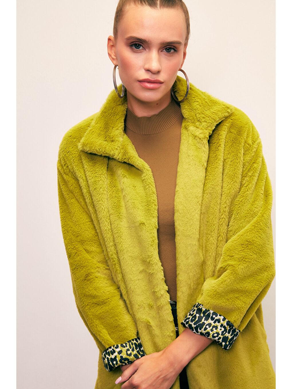 Leopar Astarlı Pelüş Kaban - Yağ Yeşili-4