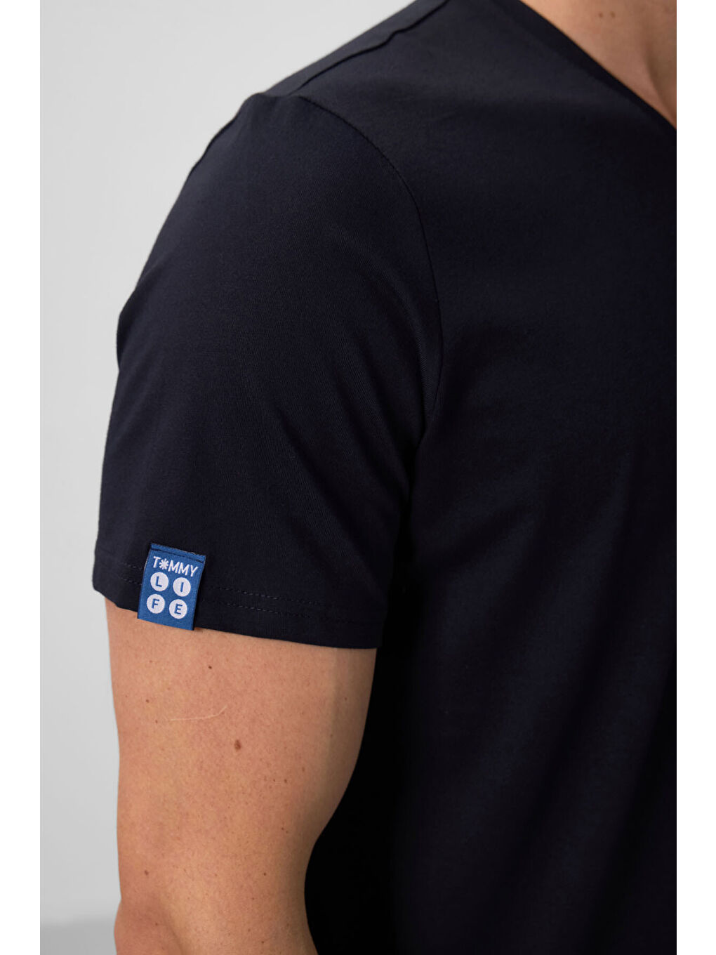 Lacivert Basic Kısa Kol Standart Kalıp V Yaka Erkek Tişört - 87912-2