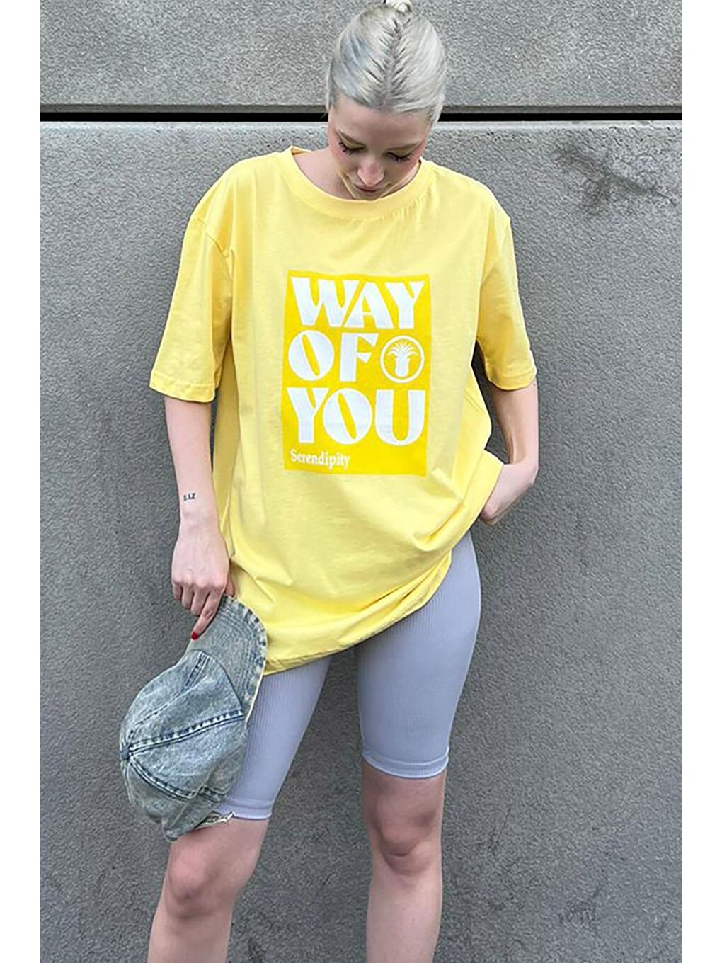 Sarı Baskılı Bisiklet Yaka Overfit Tişört-2