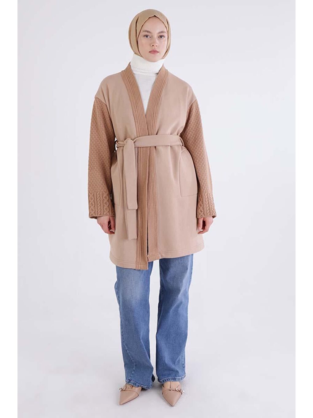 Bej Triko Garnili Kuşaklı Rahat Hırka-1