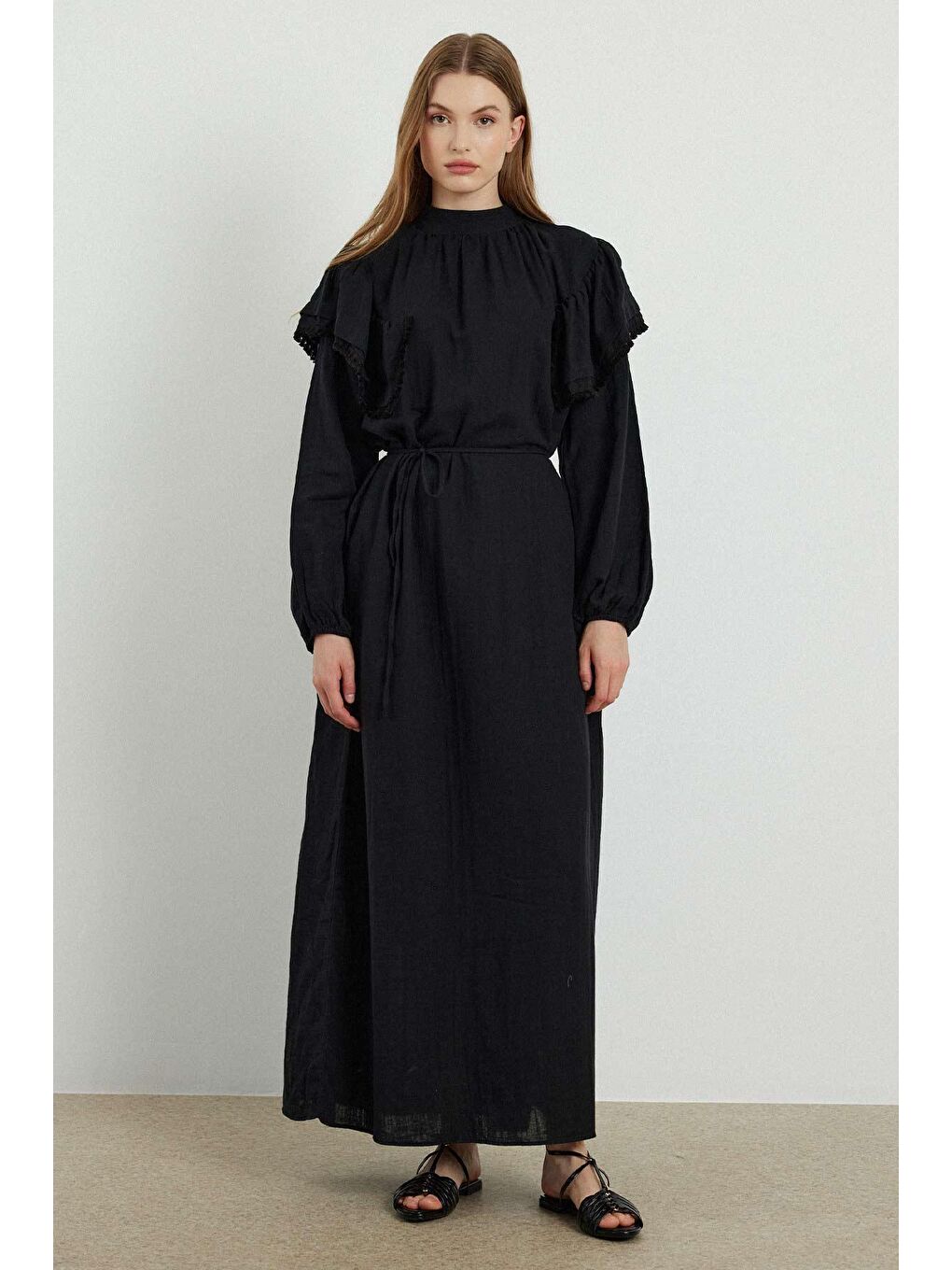 Şerit Detaylı Organik Siyah Müslin  Elbise-1