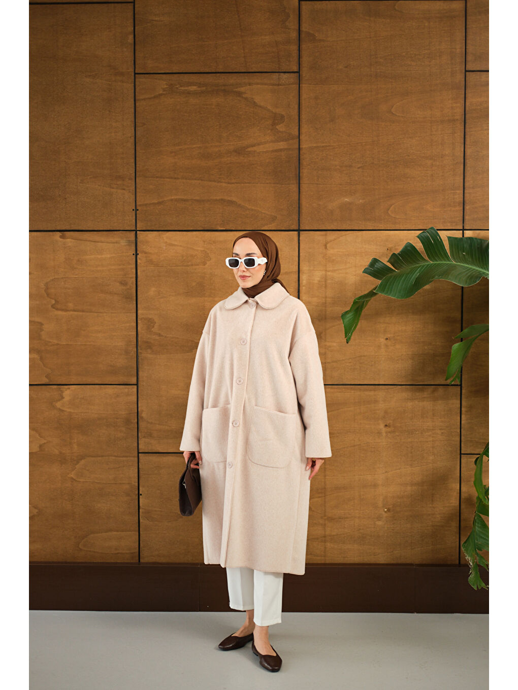 Ekru Kadın Yaka Detay Pelüş Kaban Krem-3