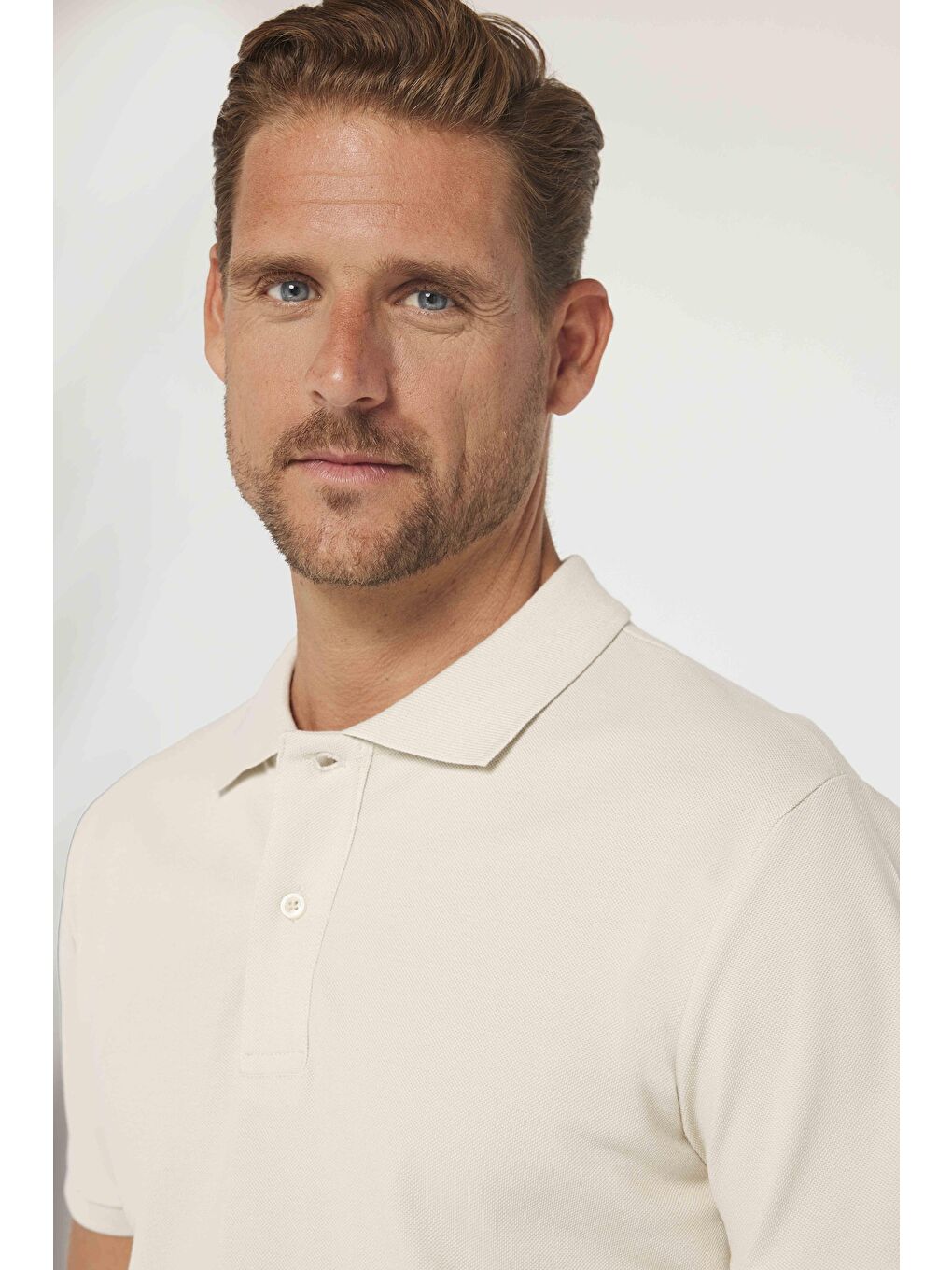 Erkek Slim Fit Dar Kesim %100 Pamuk Düz Pike Bej Polo Yaka Tişört-1