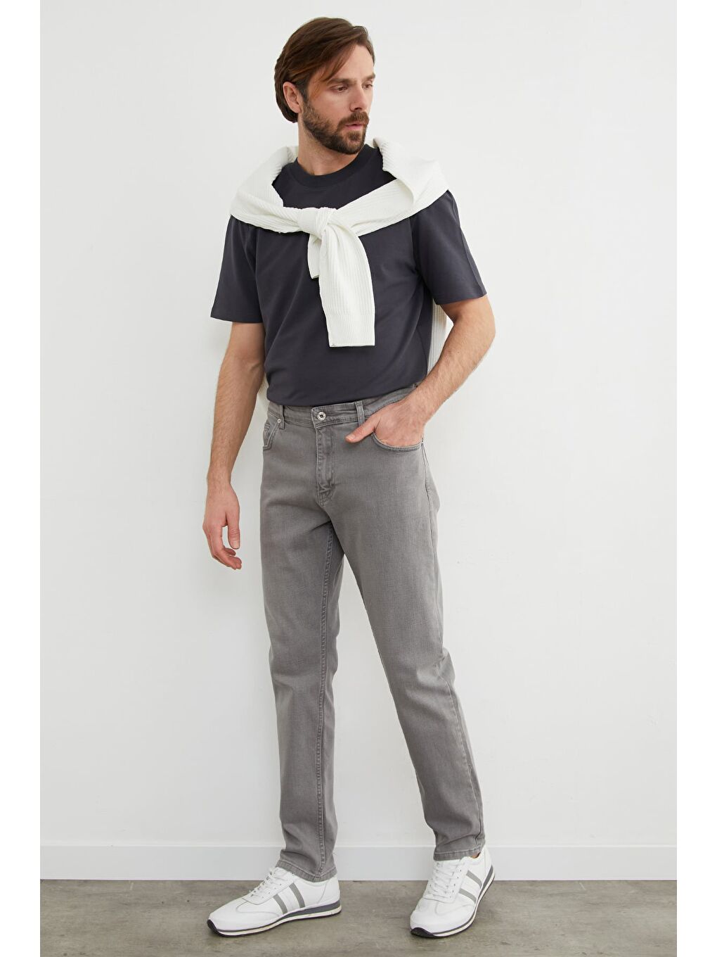 Gri Büyük Beden Regular Fit Jean-1