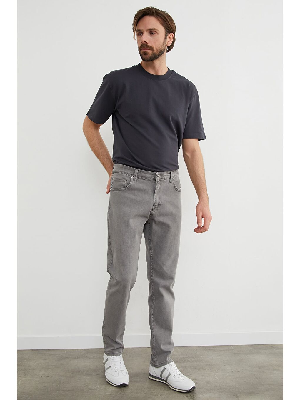 Gri Büyük Beden Regular Fit Jean-3