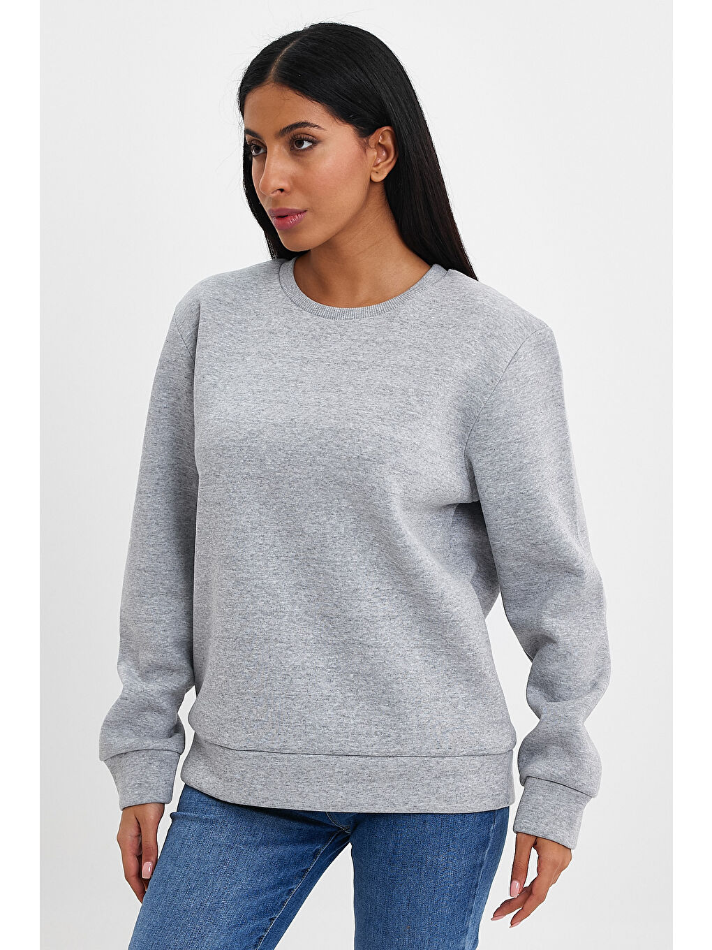 Gri Kadın Bisiklet Yaka Rahat Kalıp 3 iplik İçi Polarlı Kalın Sweatshirt SPR24SWK36-2