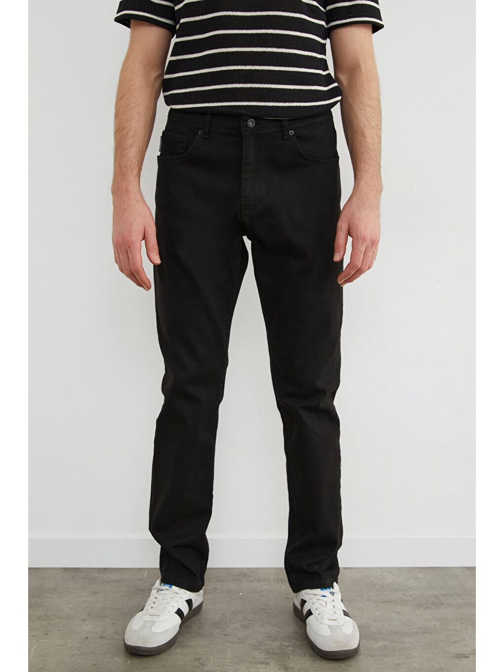 Siyah Büyük Beden Regular Fit Jean-1