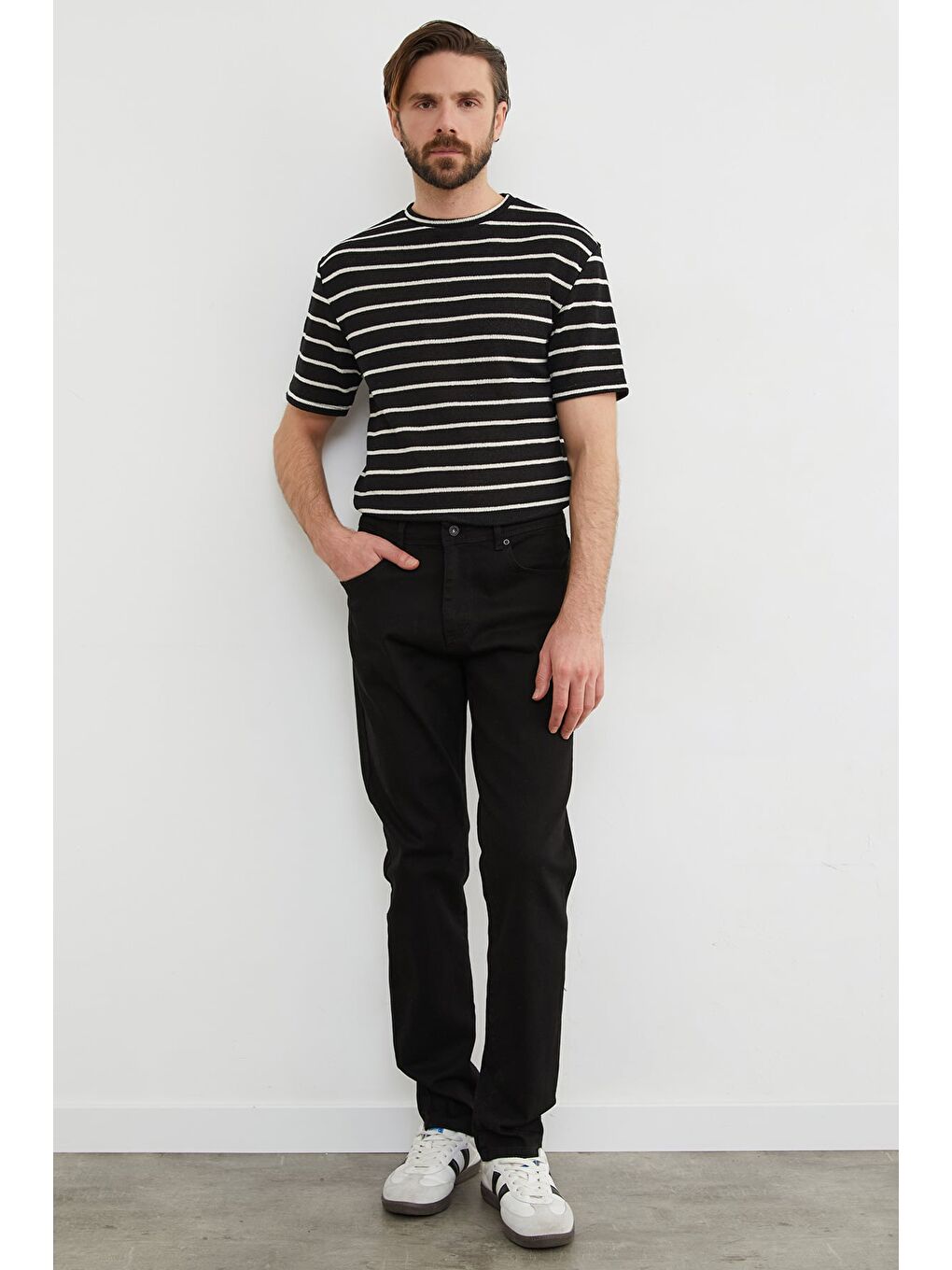 Siyah Büyük Beden Regular Fit Jean-3