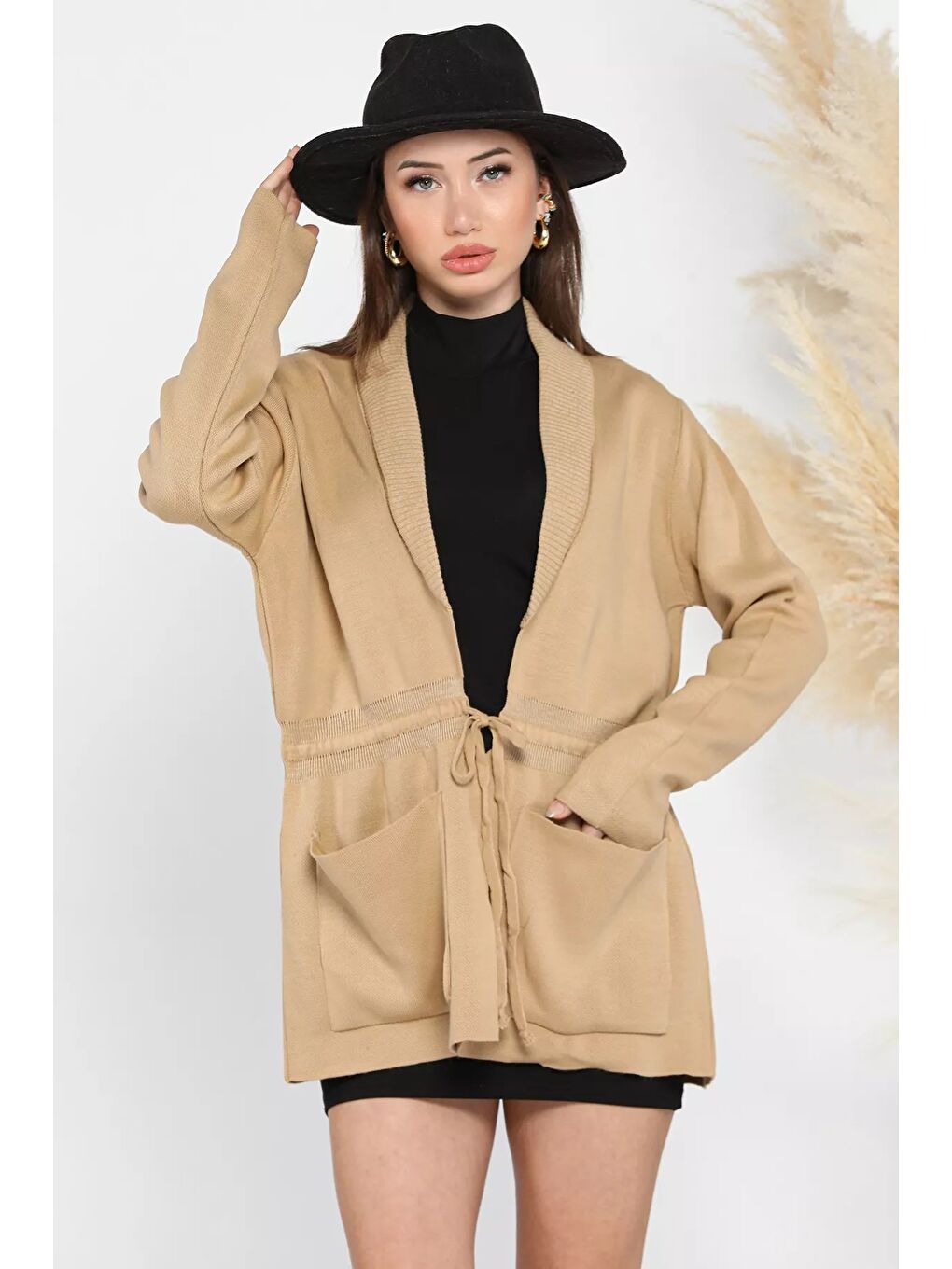 Ekru Kadın Cepli Bağcıklı Triko Hırka