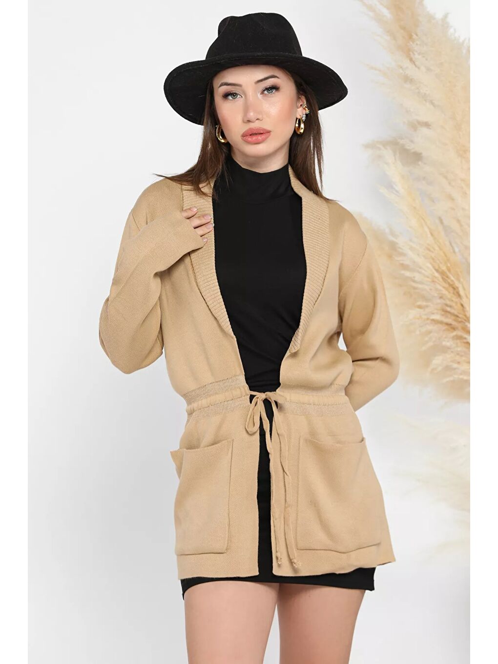 Ekru Kadın Cepli Bağcıklı Triko Hırka-1