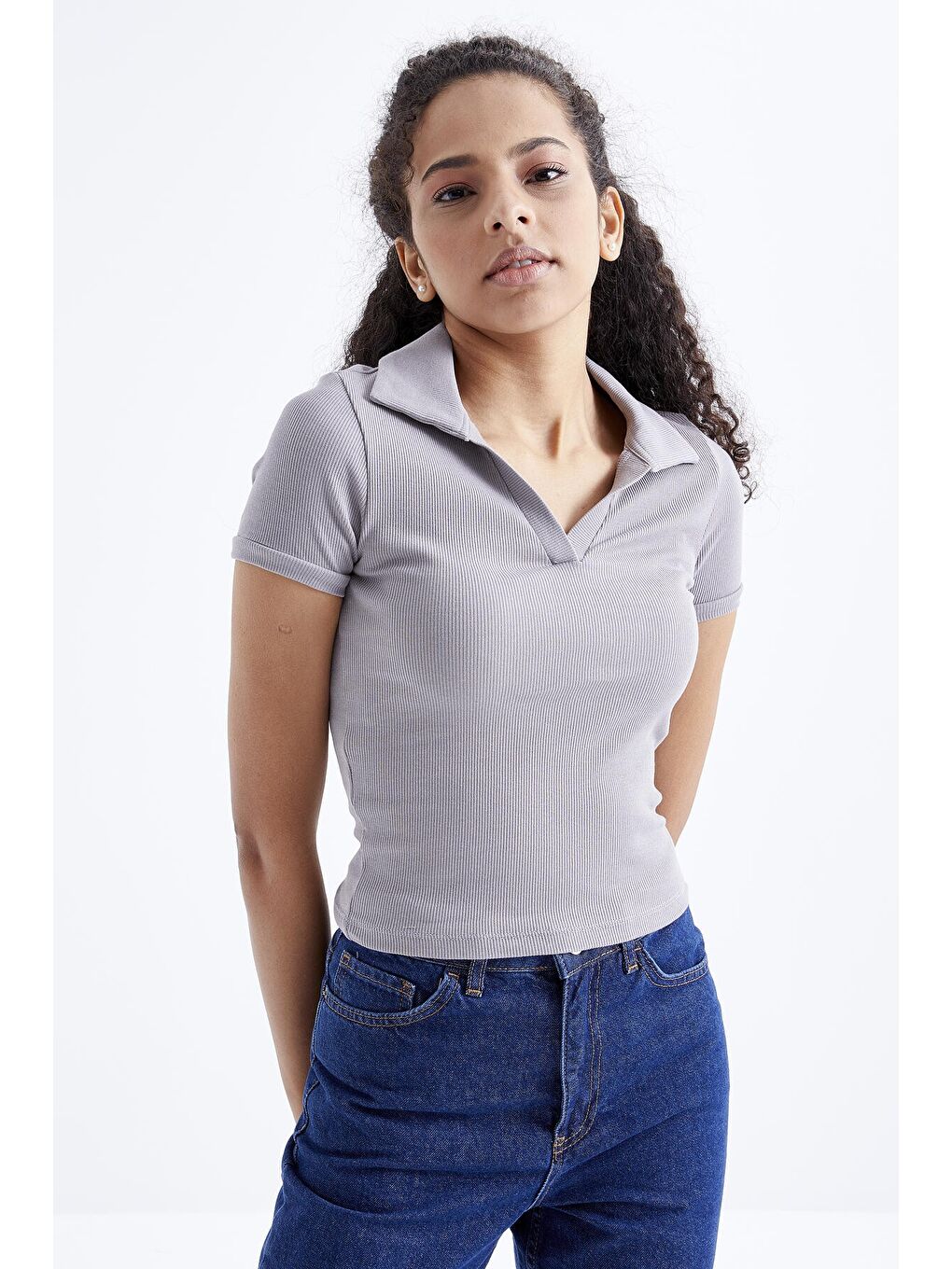 Gri Polo Yaka Basic Kısa Kollu  Kadın Crop Top Tişört - 97208-4