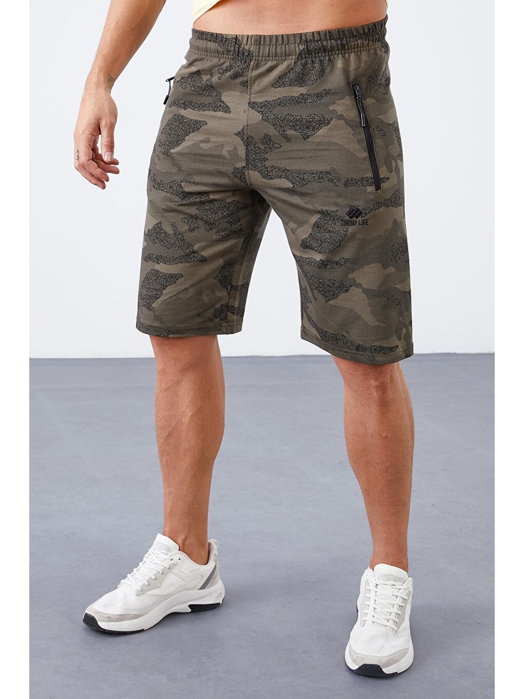 Haki Kamuflaj Desenli Standart Kalıp Erkek Şort - 81157-3