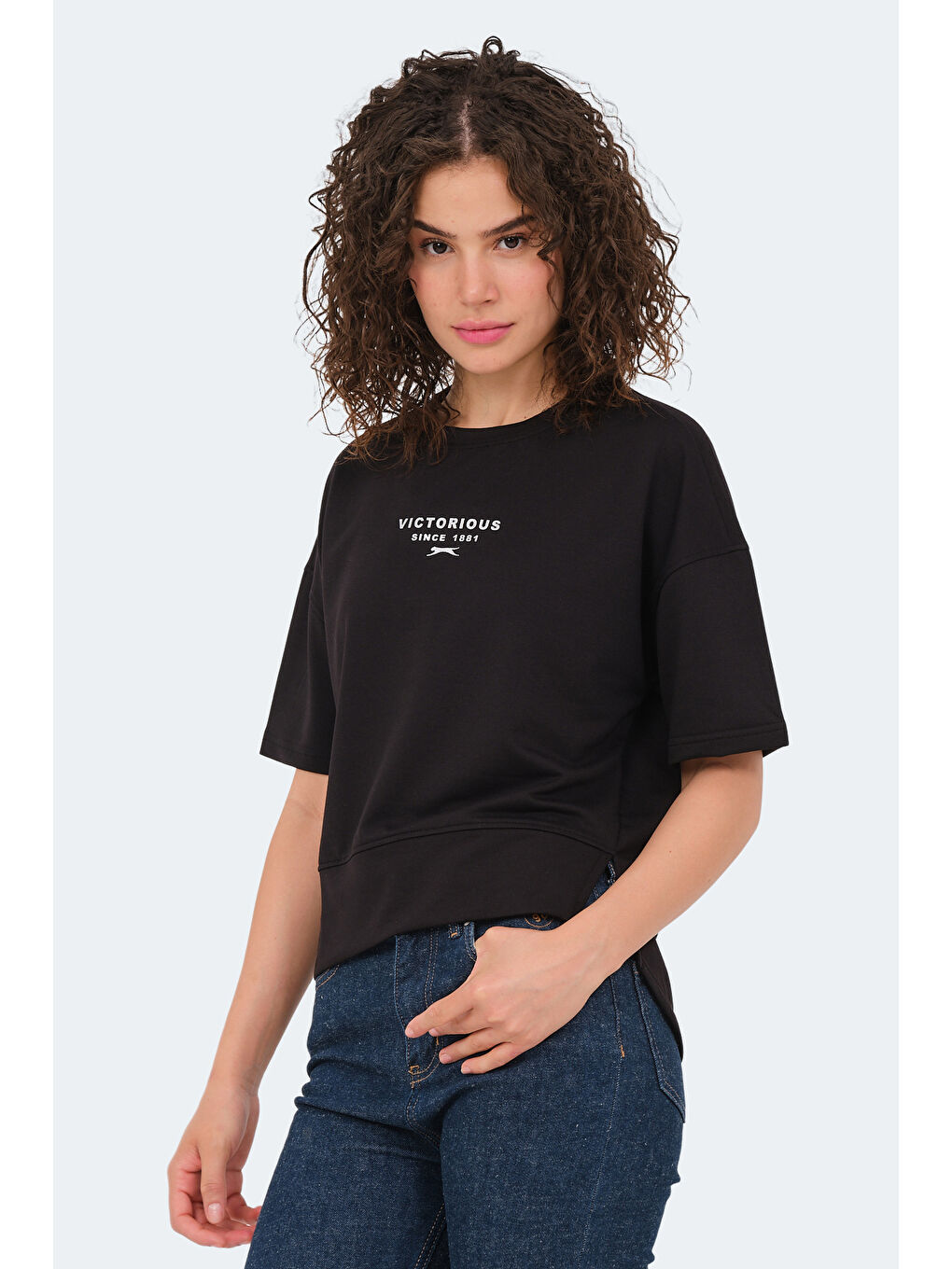 VILLAGE Kadın Oversıze Siyah Tişört-2