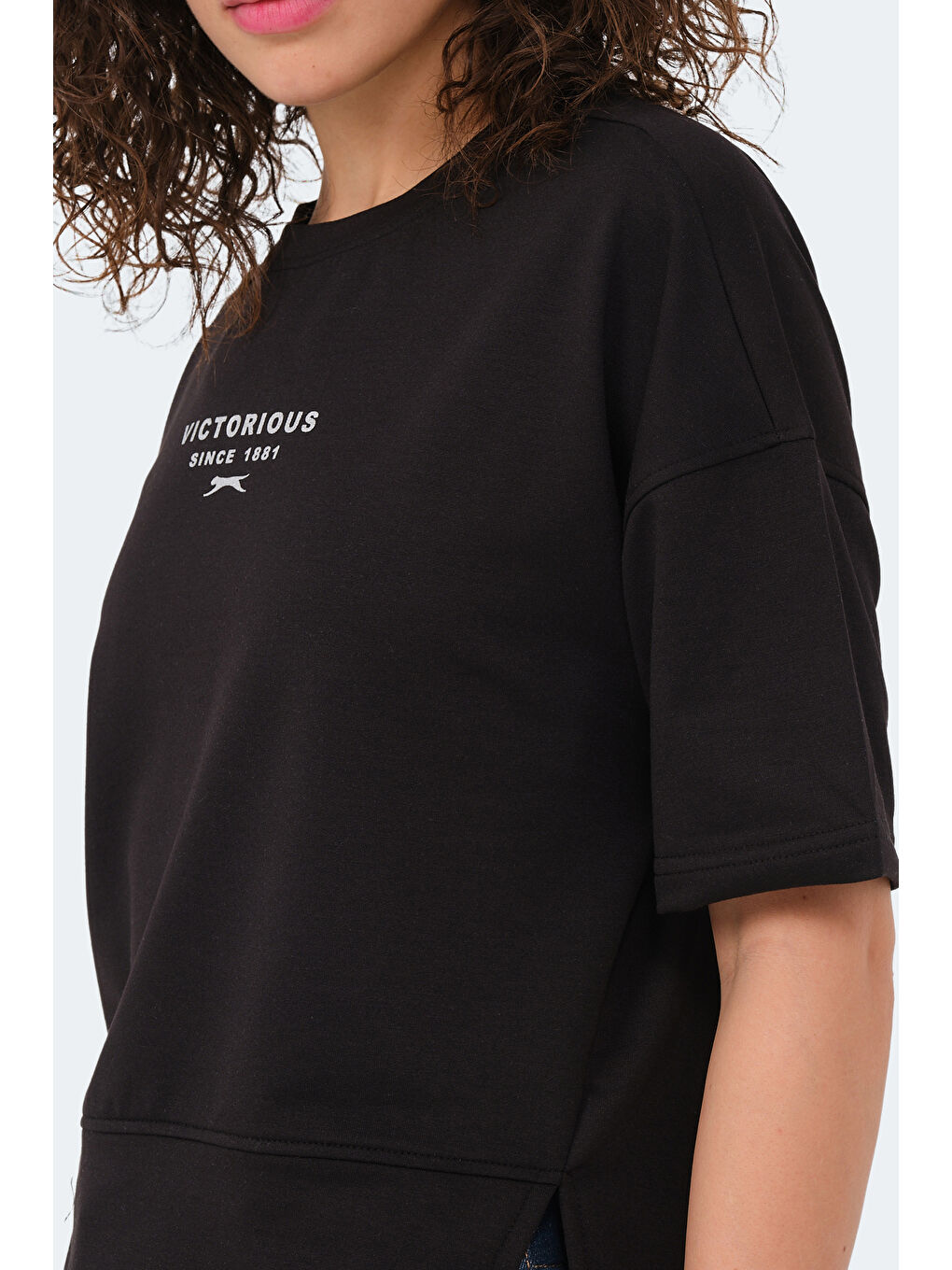 VILLAGE Kadın Oversıze Siyah Tişört-3