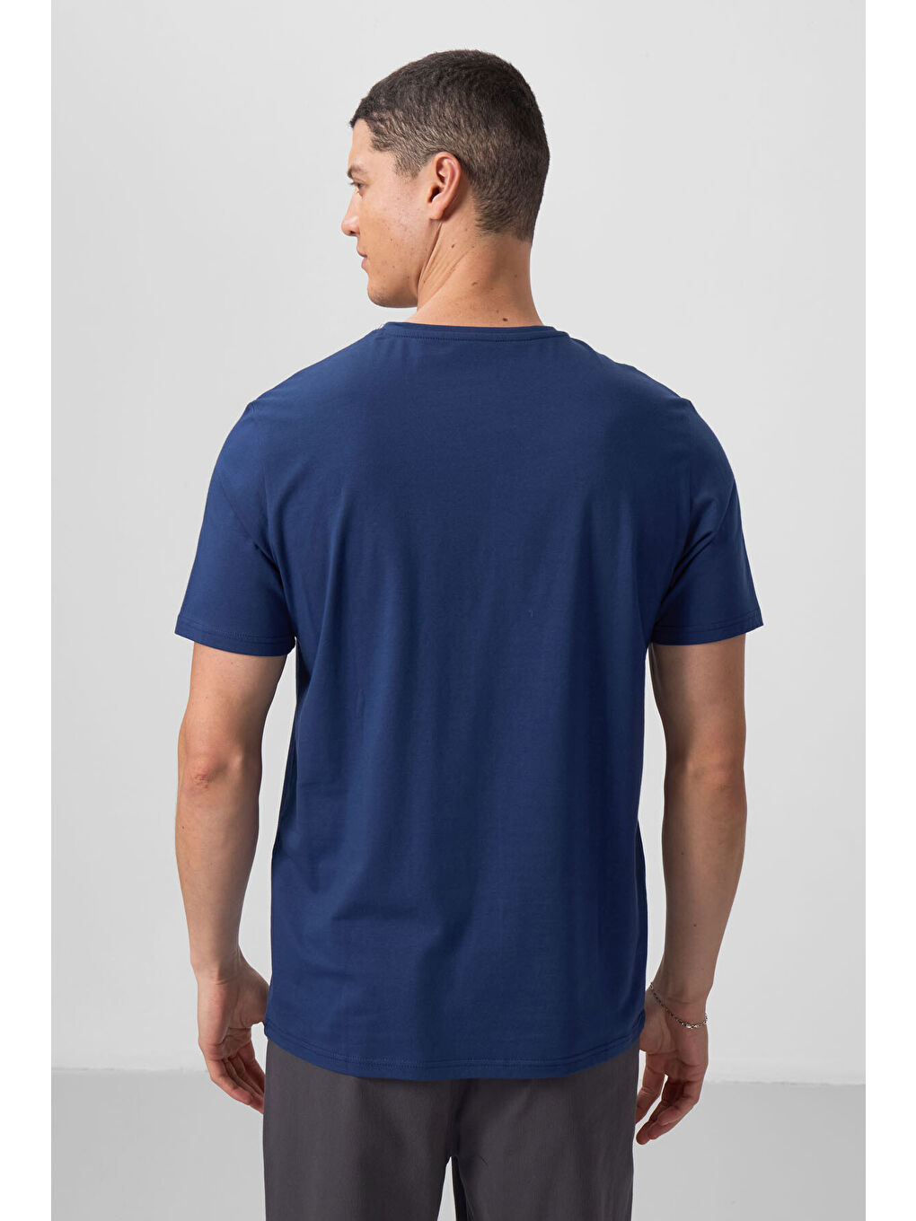İndigo Erkek Basic Kısa Kol Standart Kalıp Bisiklet Yaka Tişört - 87911-4