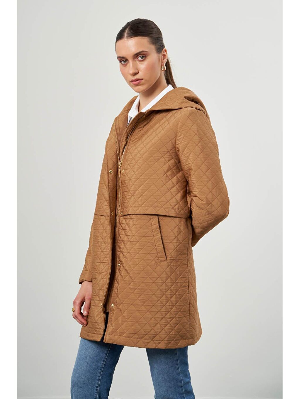 Cep Detaylı Kapitone Baklava Desenli Bej Kaban-2