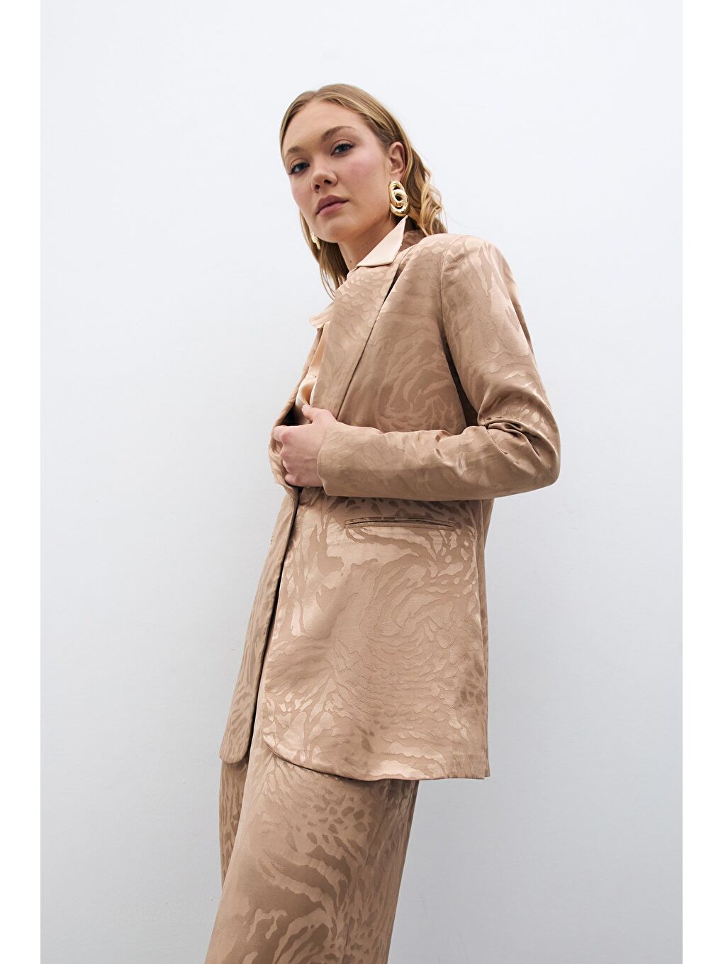 Bej Desenli Saten Ceket - Vizon-3
