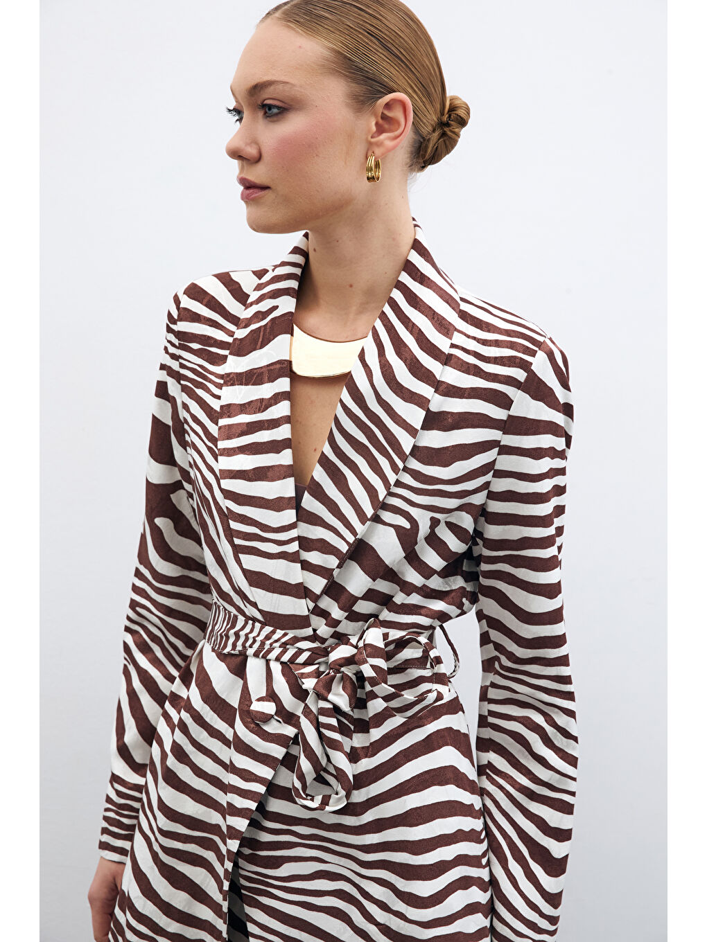 Kahverengi Kuşaklı Zebra Ceket - Kahve-2