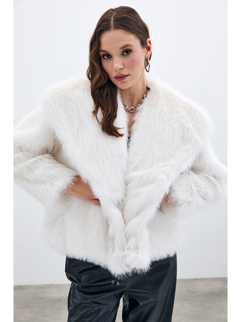 Yakalı Kürk - Ekru-3