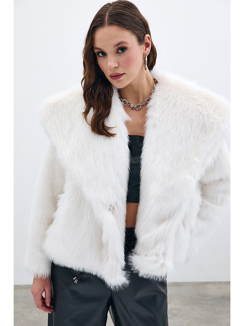 Yakalı Kürk - Ekru-4