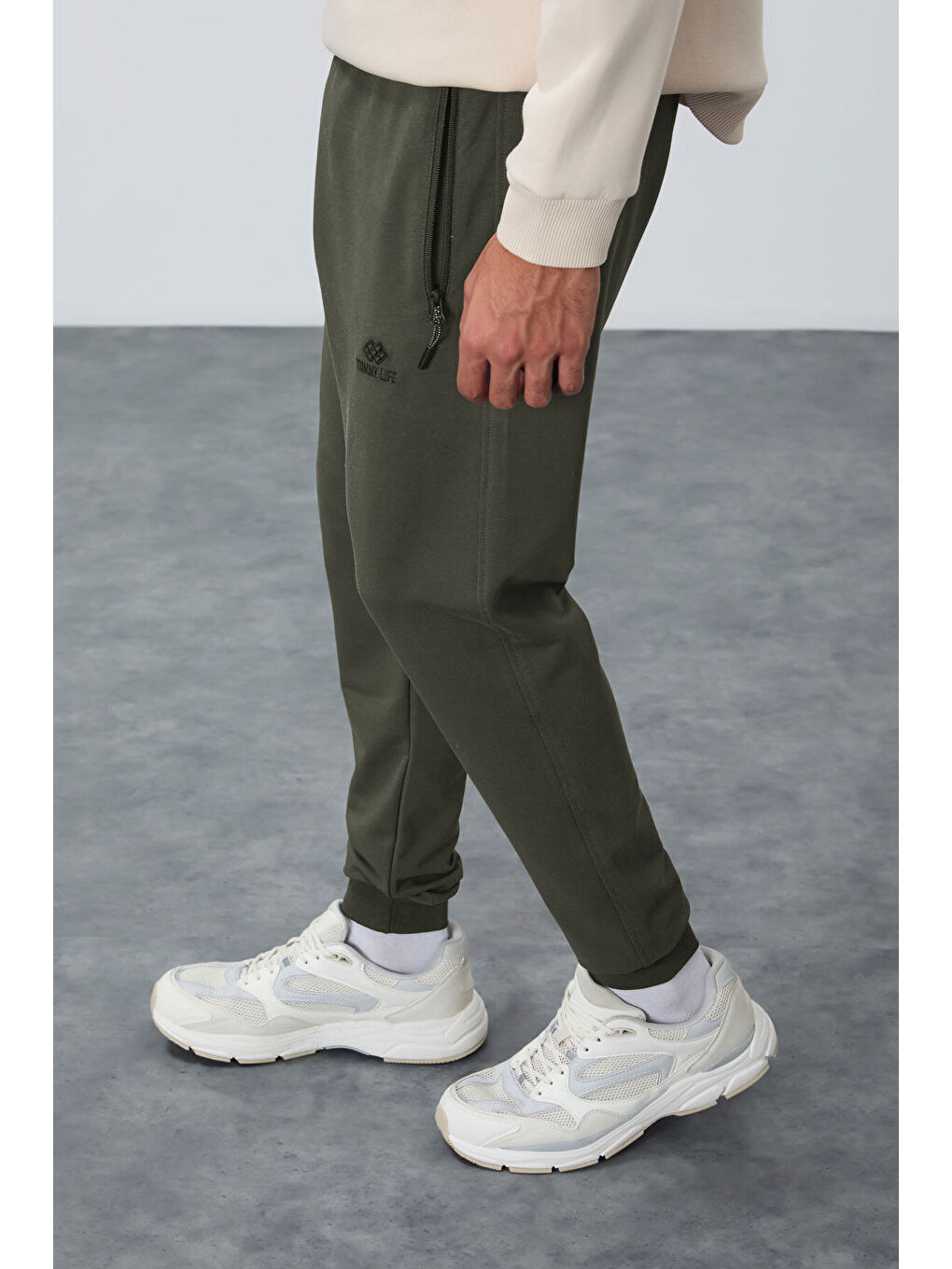 Haki Fermuar Cepli Standart Kalıp Erkek Jogger Eşofman Altı- 84651-2