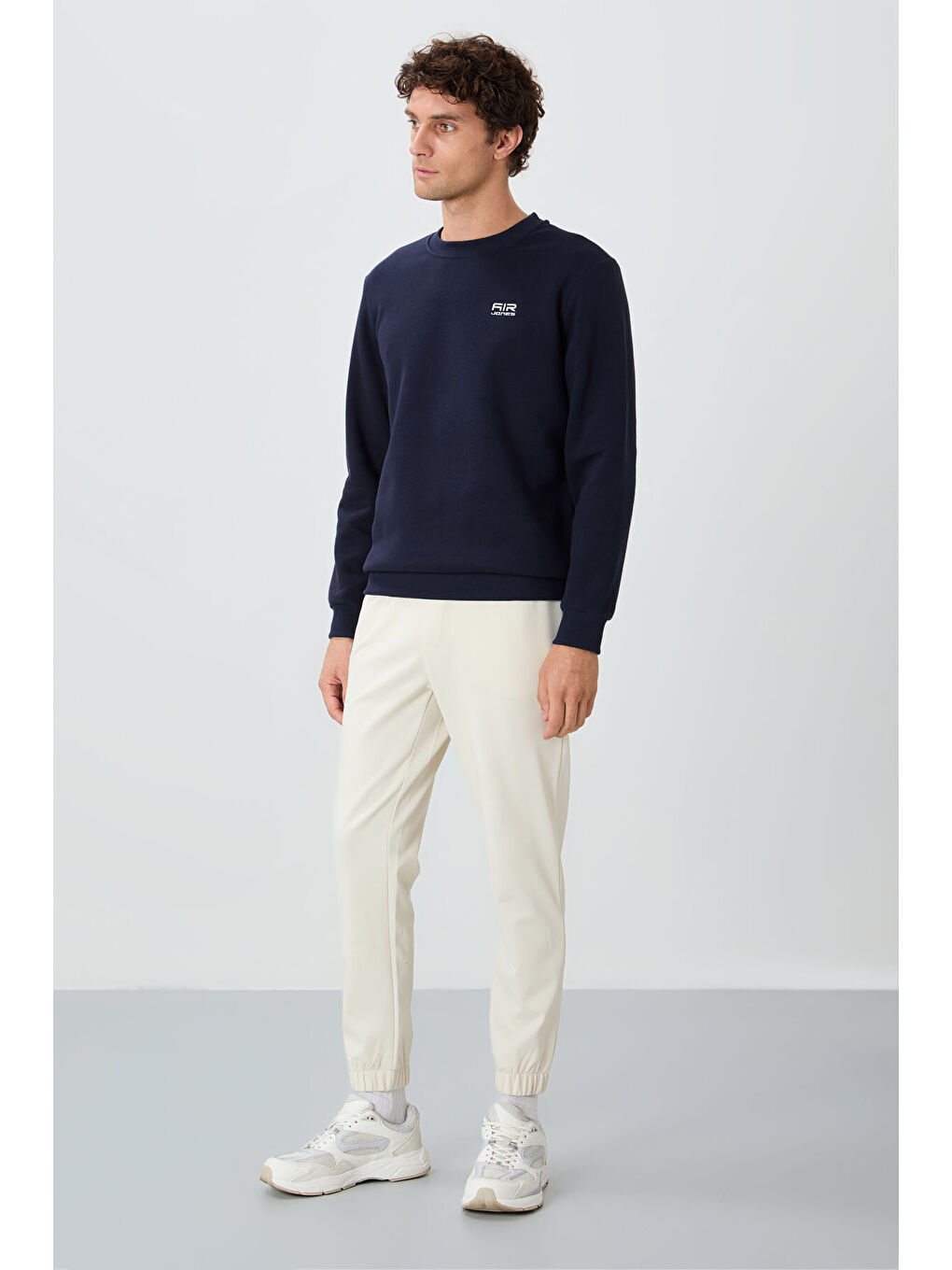 Lacivert Bisiklet Yaka Şardonlu Rahat Form Basic Erkek Sweatshirt - 88137-1