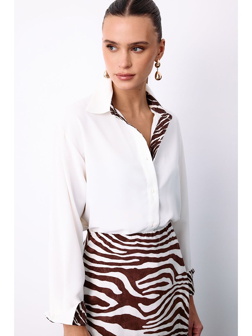 Zebra Desenli Klasik Gömlek - Ekru-2