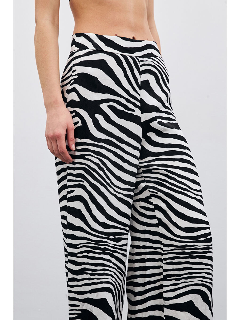 Salaş Zebra Desen Pantolon - Siyah-3