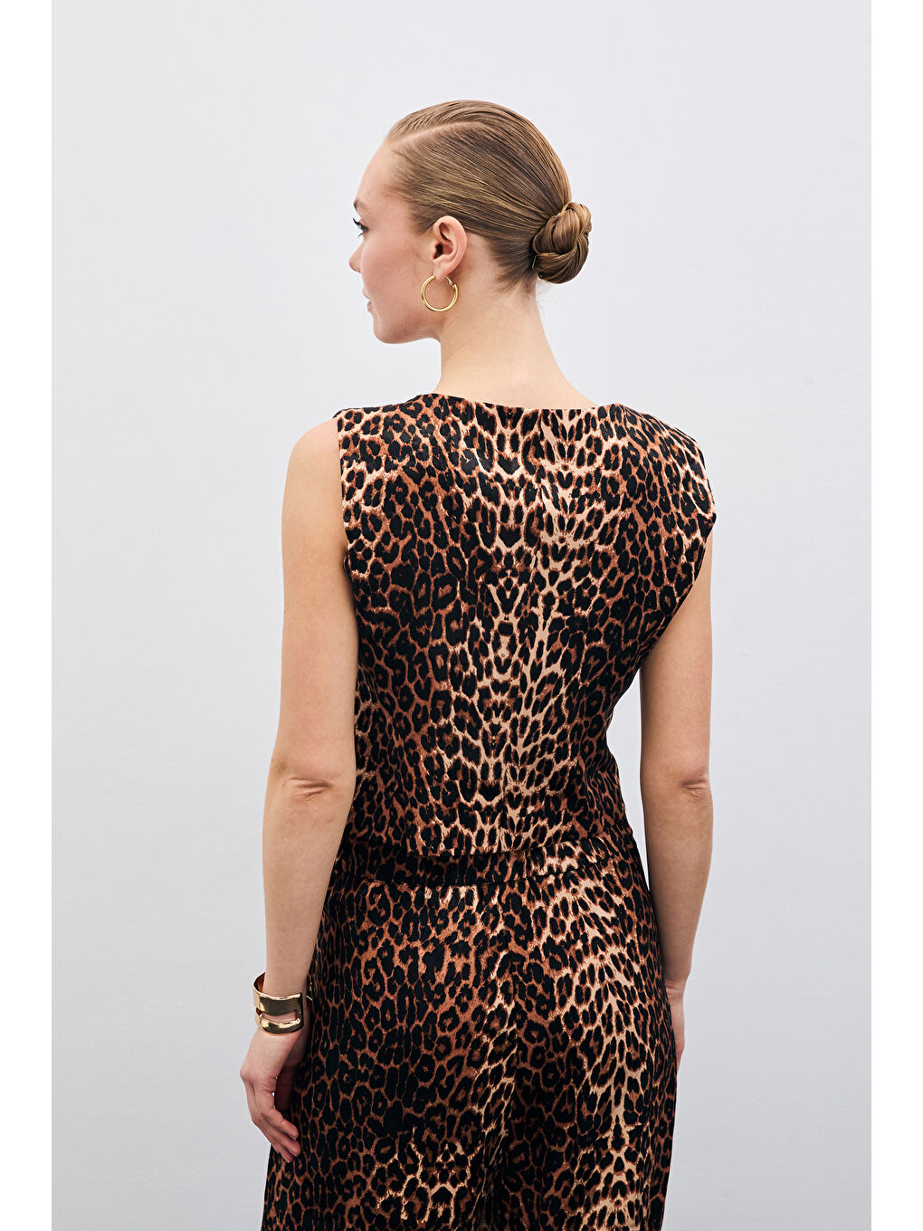 Kısa Leopar Yelek - Siyah-6