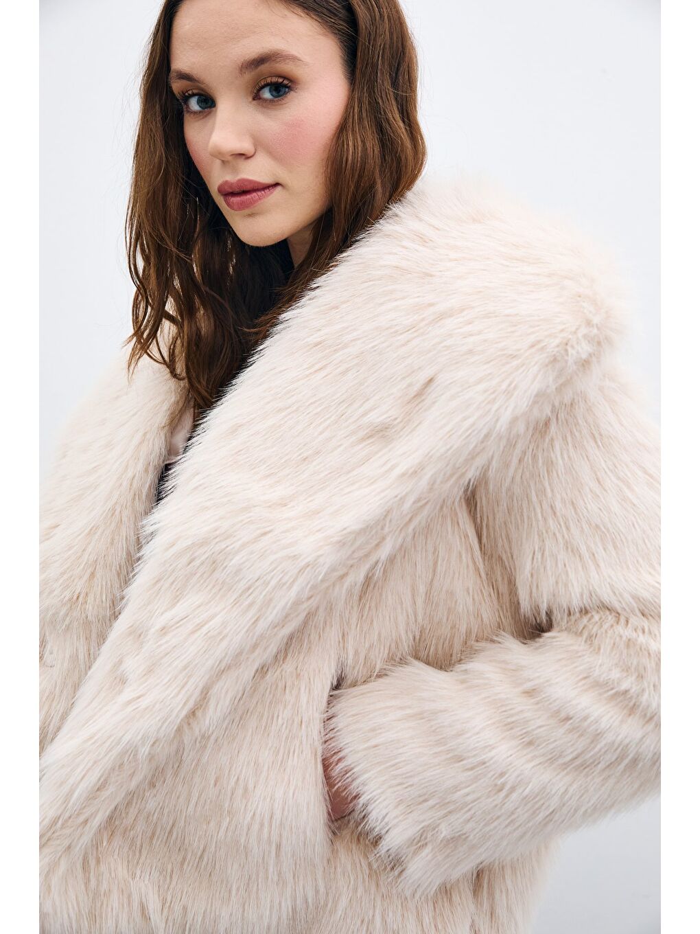 Yakalı Kürk - Bej-6